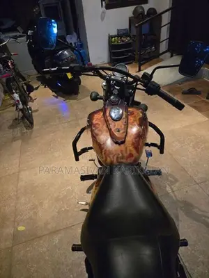 Bajaj Avenger 2015