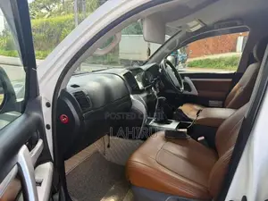 Toyota Land Cruiser Sahara V8 2008