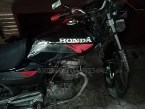 Honda CB 125 1999