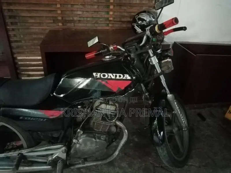 Honda CB 125 1999