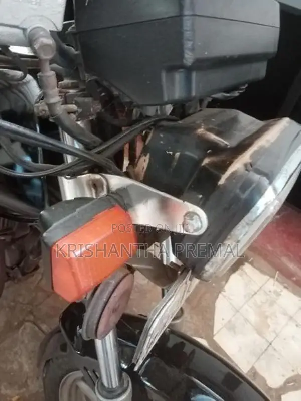 Honda CB 125 1999