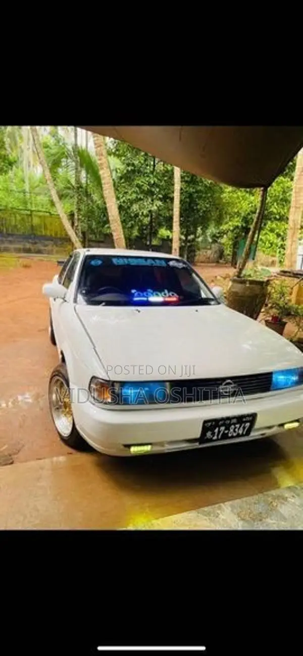 Nissan Sunny FB13 1992