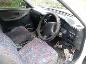 Nissan Wingroad 1997