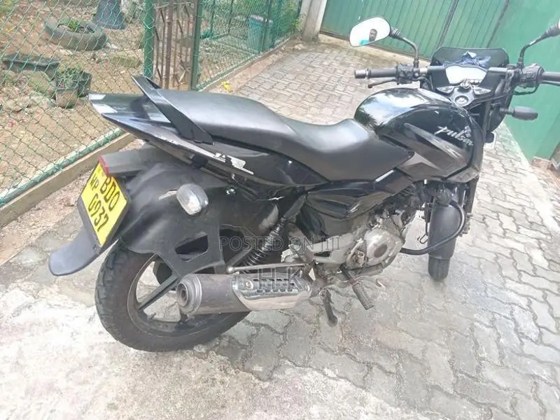 Bajaj Pulsar 150 2016