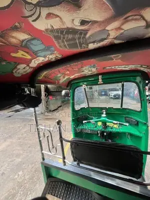 Bajaj RE 2 strock 2005