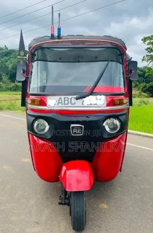 Bajaj RE 2015