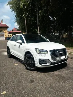 Audi Q2 S Line (Sunroof) 2018