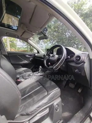 Audi Q2 S Line (Sunroof) 2018