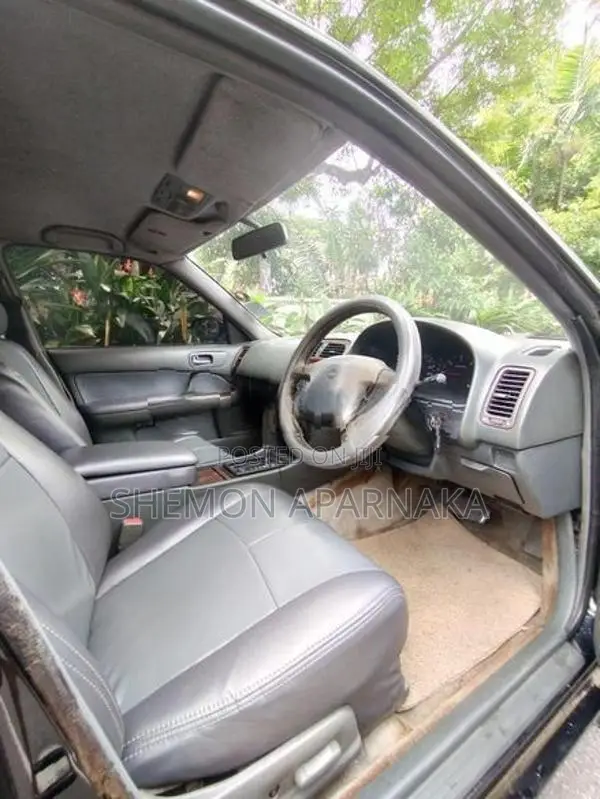 Nissan Cedric P430 UY33 Diesel 1996