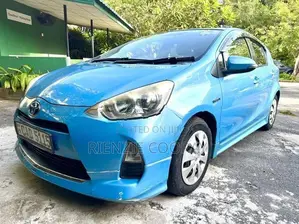 Toyota Aqua 2013