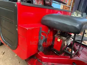 Bajaj RE 2002