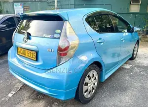 Toyota Aqua 2013