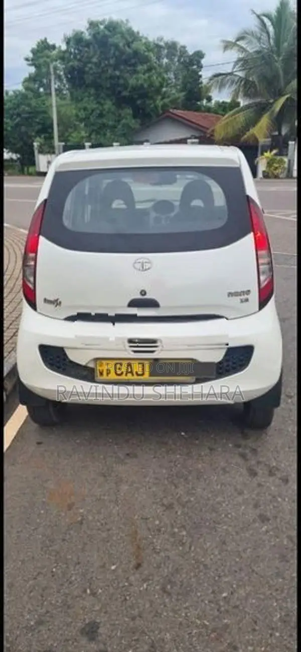 Tata Nano Twist 2015