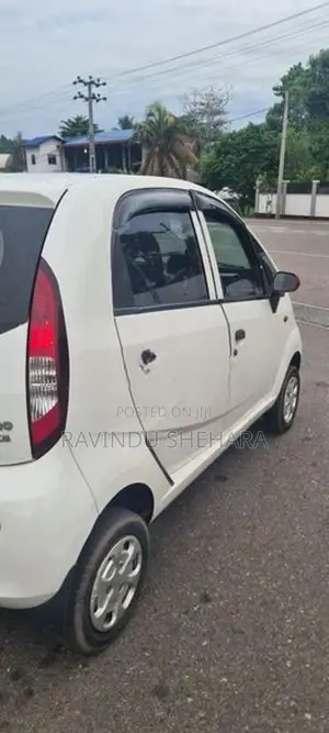 Tata Nano Twist 2015