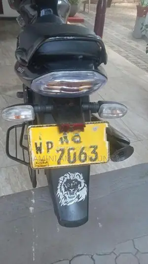 Bajaj Discover 2012