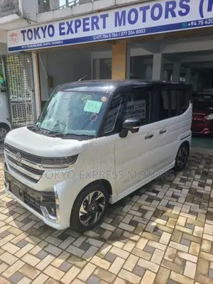Suzuki Spacia XS Custom Turbo 2024