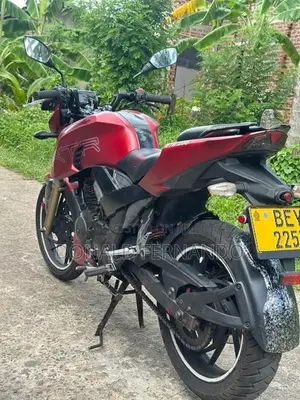 TVS Apache RTR 200 2017
