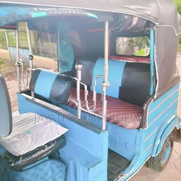 Bajaj 4 Stock 2007