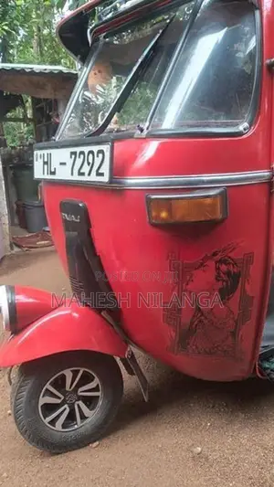Bajaj RE 2003