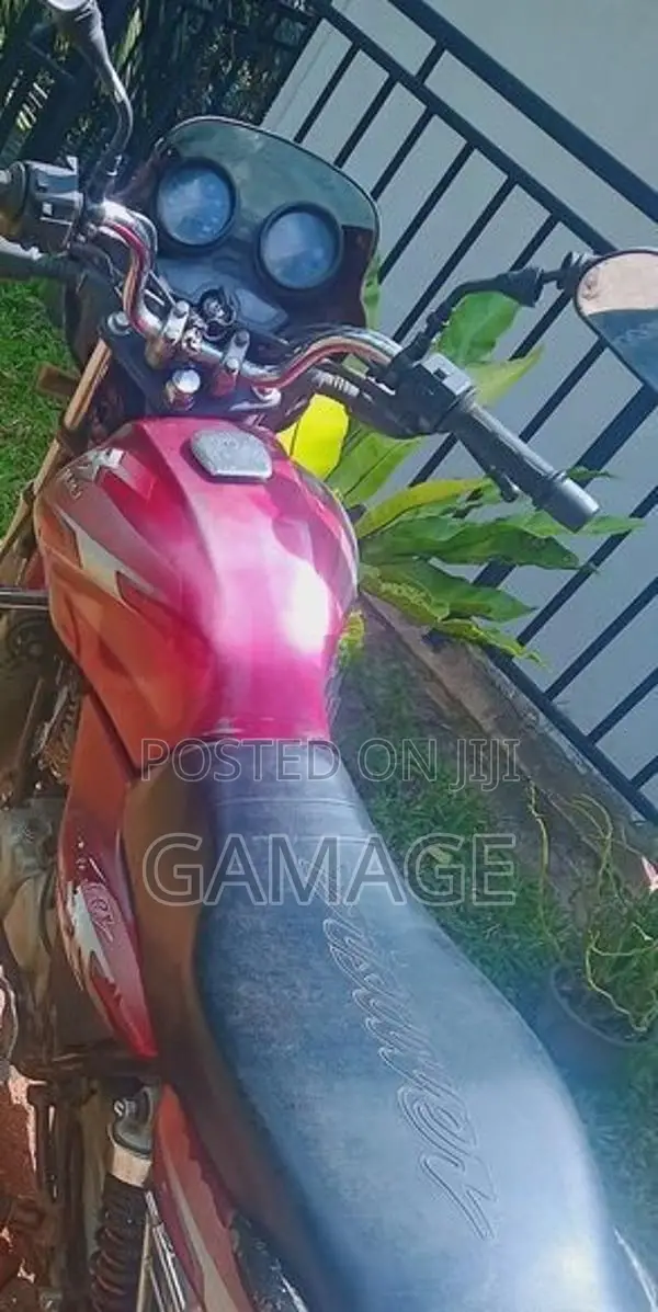 Bajaj Discover 125 2006