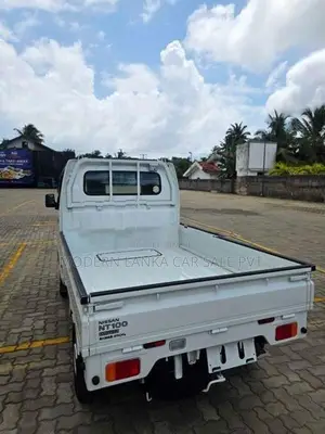 Nissan Clipper Truck 2023
