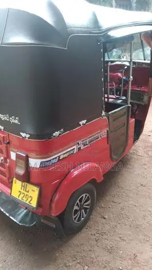 Bajaj RE 2003