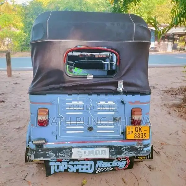 Bajaj 4 Stock 2007