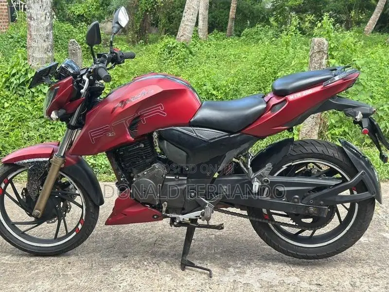 TVS Apache RTR 200 2017