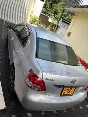 Toyota Belta 2007