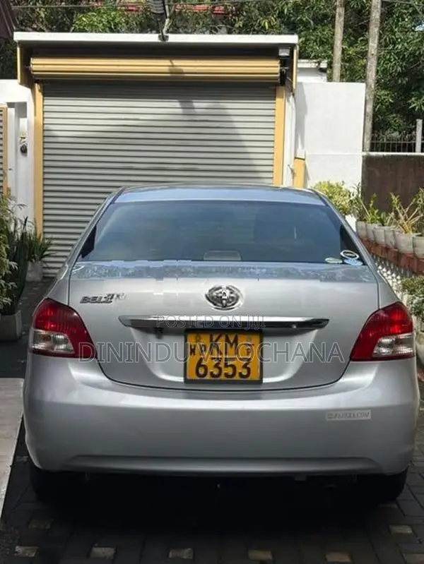 Toyota Belta 2007