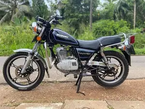 Suzuki GN 125 2016