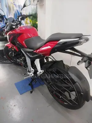 Bajaj Pulsar N160 Premium 2026