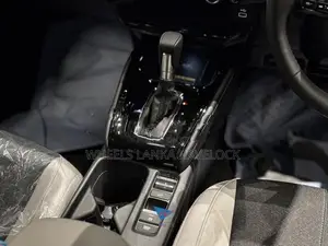 Honda Vezel Z Play Standard 2026