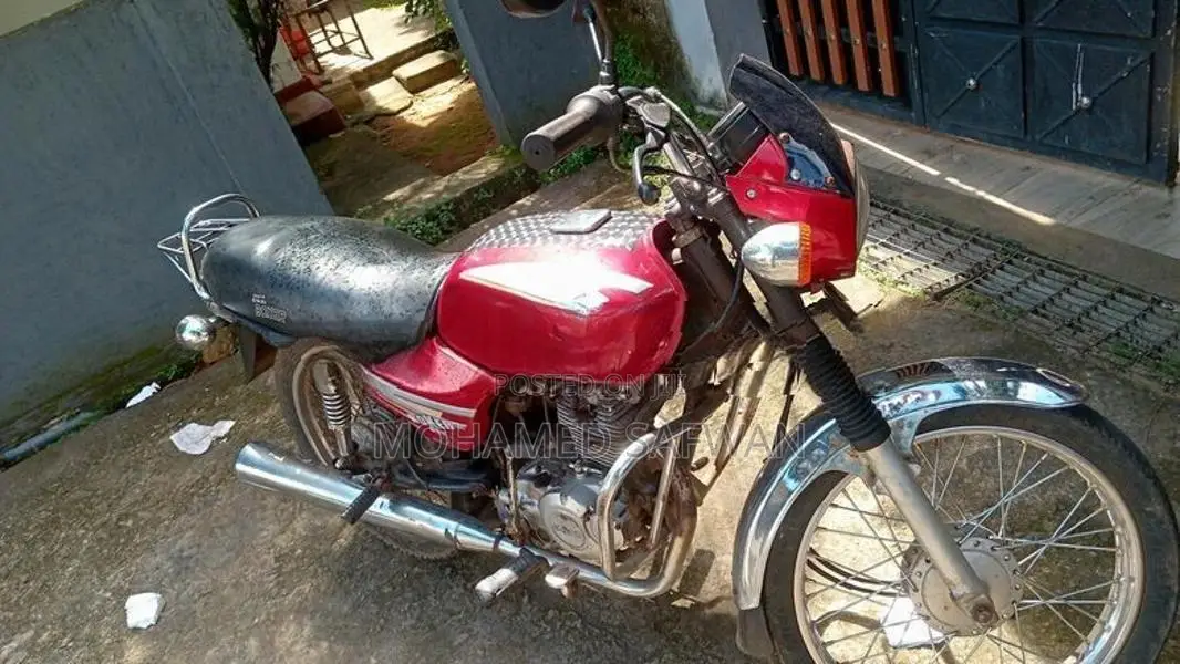 Bajaj Boxer 2004