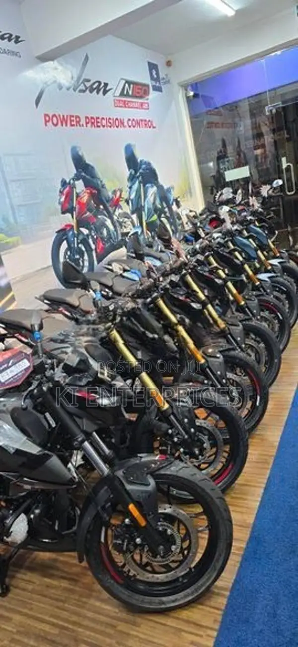 Bajaj CT100 2026