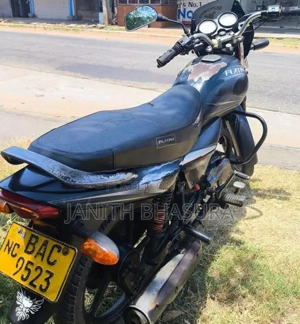 Bajaj Platina 2013