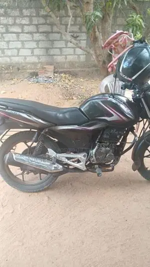 Bajaj Discover 2015