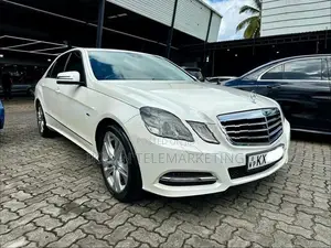 Mercedes Benz E200 2012