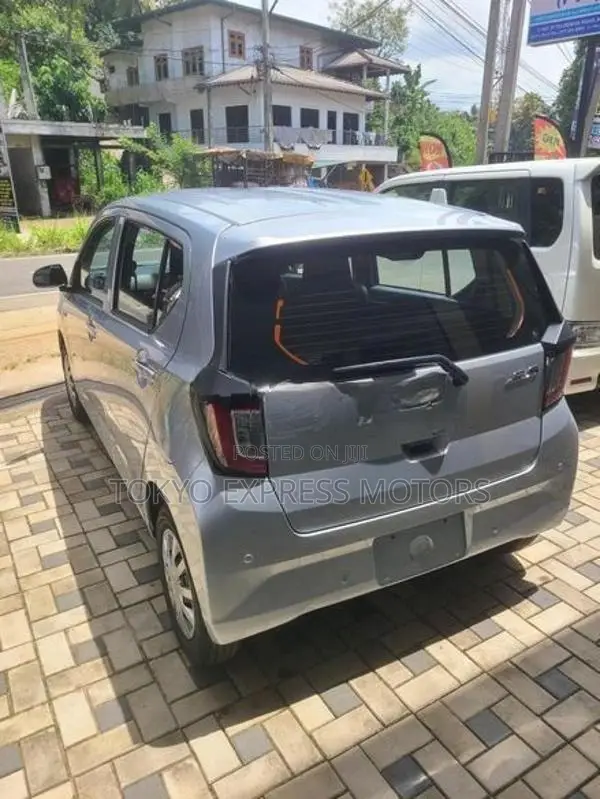 Daihatsu Mira X Great S3 2025