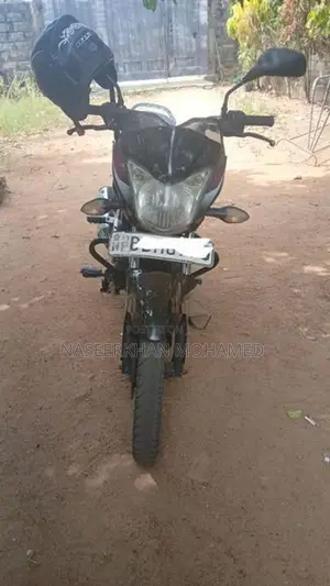 Bajaj Discover 2015