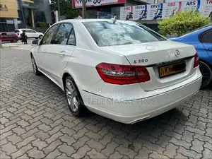 Mercedes Benz E200 2012