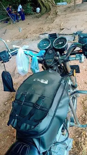Suzuki GN 125 2011