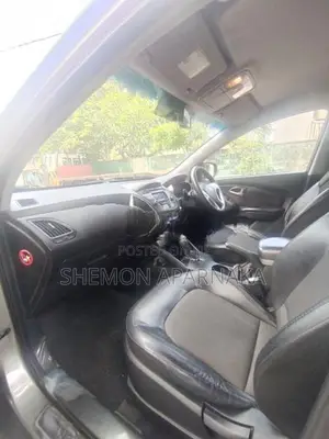 Hyundai Tucson CRDi 4WD 2013