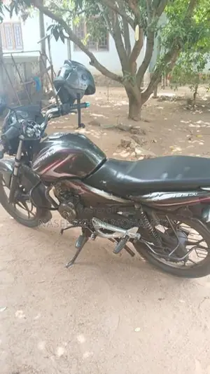 Bajaj Discover 2015