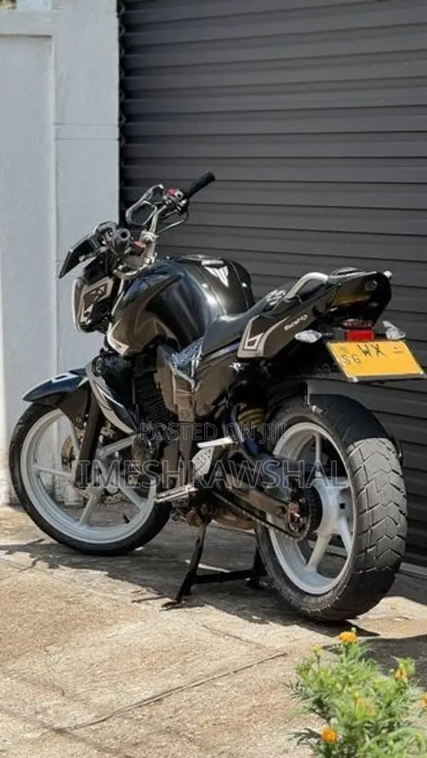 Yamaha FZ 16 2011