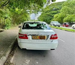 Mercedes Benz E200 2012