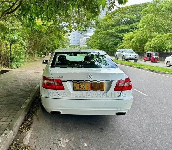 Mercedes Benz E200 2012