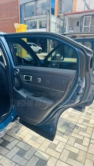Honda Vezel Z Premium Blue 2026