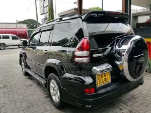 Toyota Land Cruiser Prado GX 2005