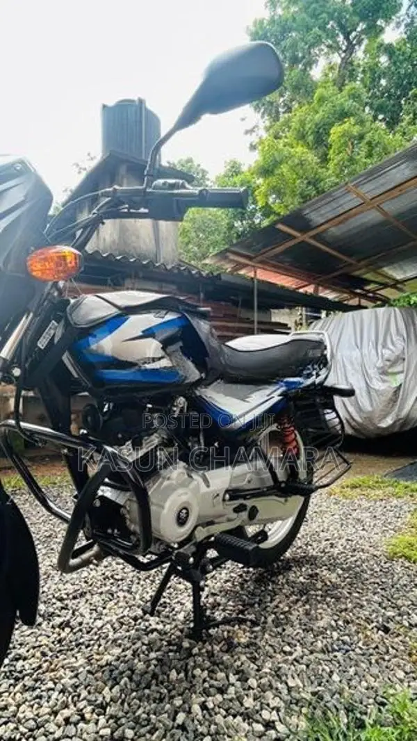 Bajaj CT100 ES 2026
